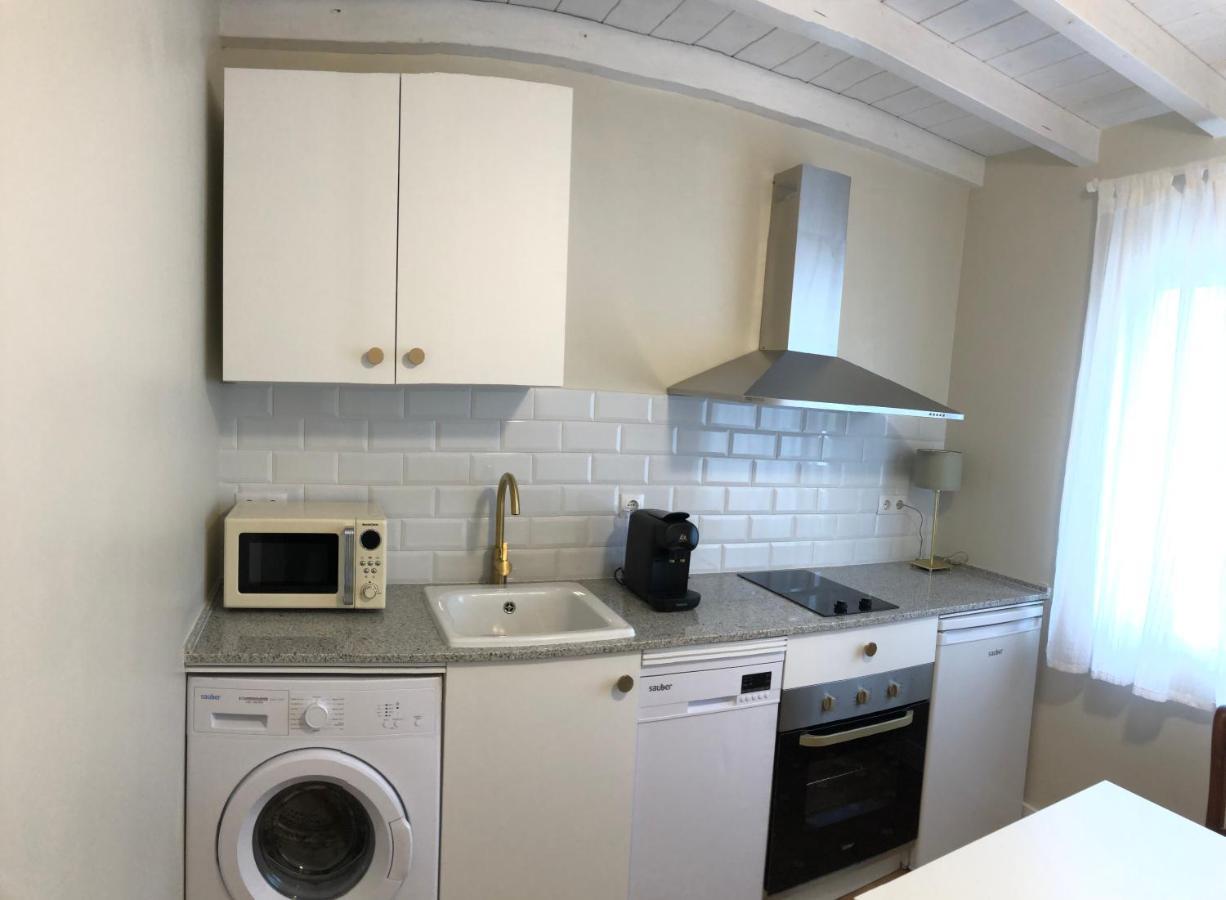 La Casita De El Montan Baja Aparthotel Avilés Exteriör bild